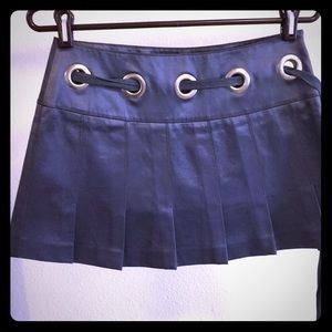 Bebe skirt